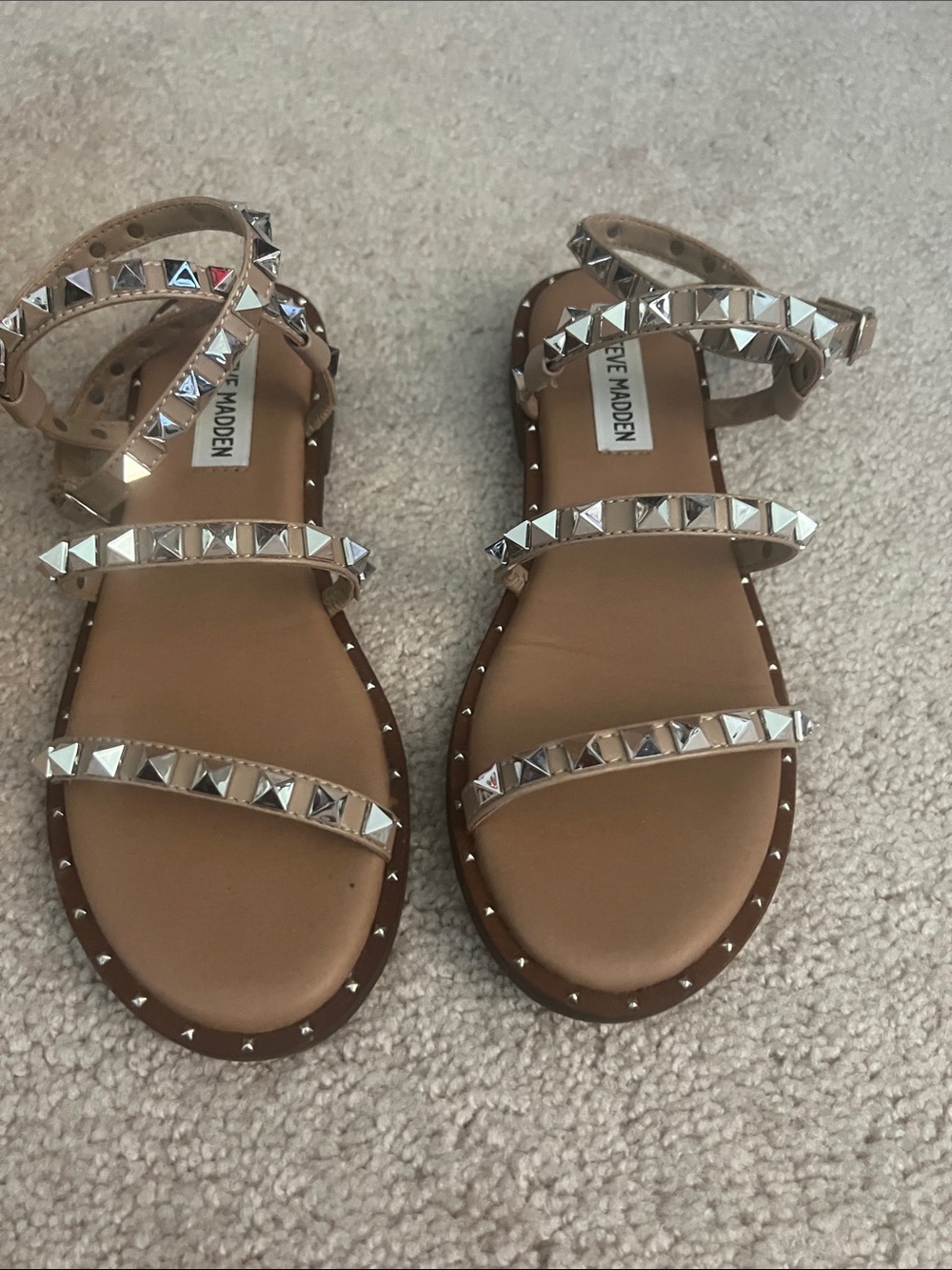 Steve Madden Tan Pyramid-Stud Flat Sandals